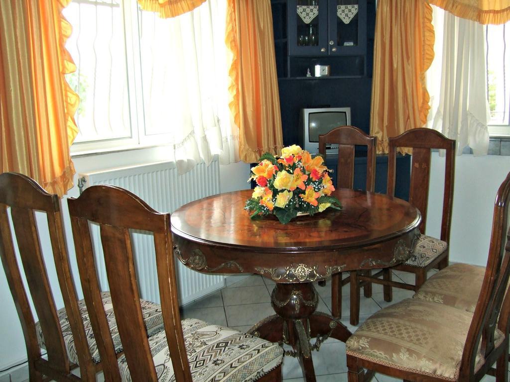 Kristallia Rooms Μοναστηράκι Εξωτερικό φωτογραφία