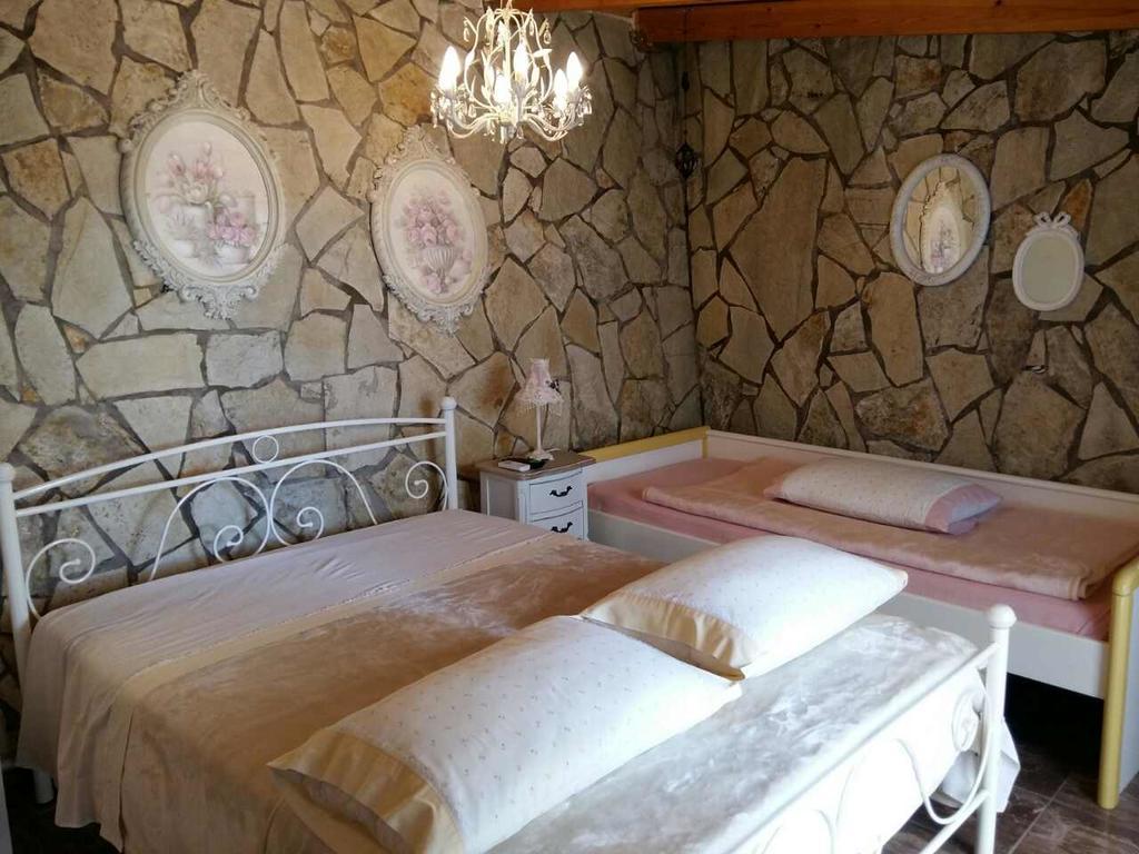 Kristallia Rooms Μοναστηράκι Εξωτερικό φωτογραφία